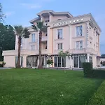 Eiffel 4* Yrsheku