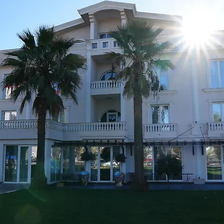 Hotel Eiffel Yrsheku