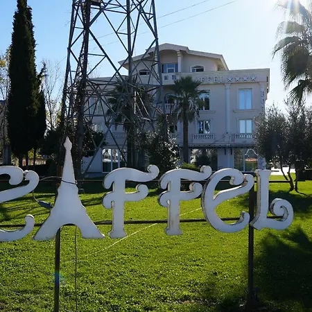Hotel Eiffel Yrsheku