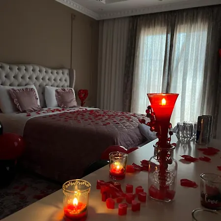 Hotel Eiffel Yrshek