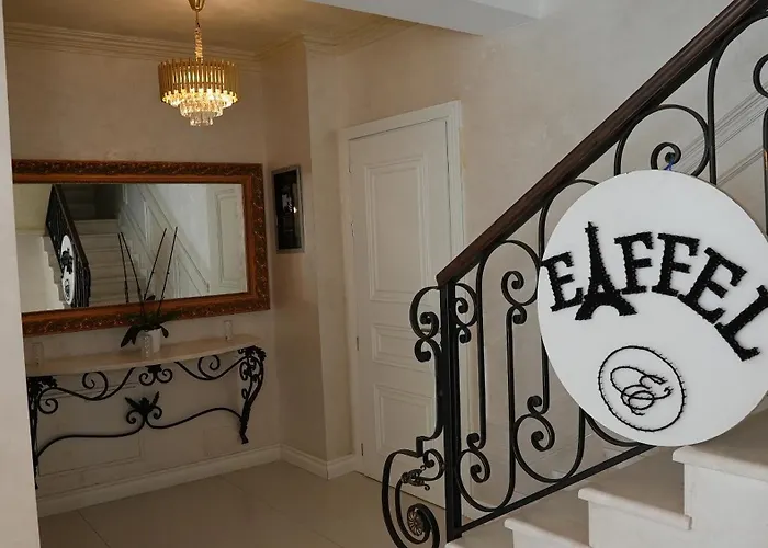Hotel Eiffel Yrsheku